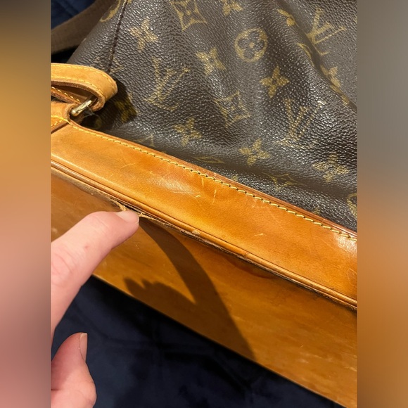 LOUIS VUITTON Monogram Montsouris GM Backpack - Picture 8 of 12